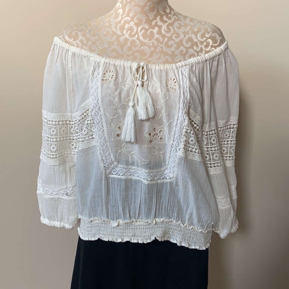 Abercrombie & Fitch Crochet Peasant Top